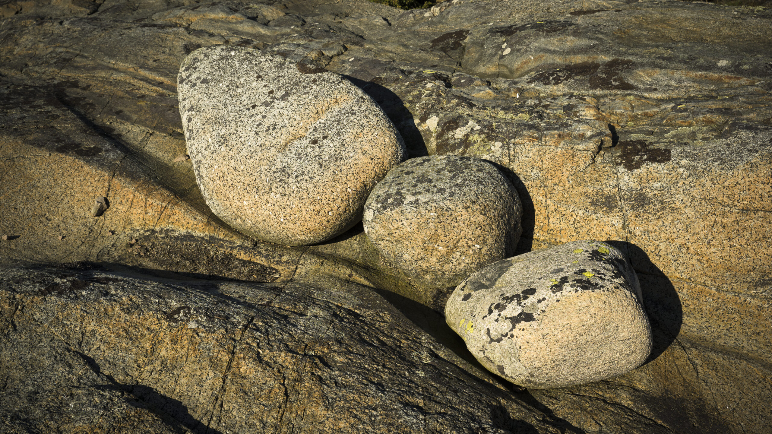 svaberg-og-stein-verdens-ende-foto-markus-Bolliger-Z8503